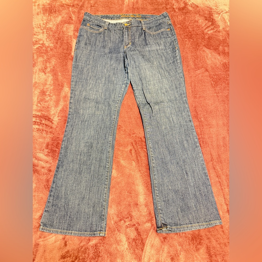 2 for $25 🖤 Eddie Bauer Blue Denim Curvy Jeans